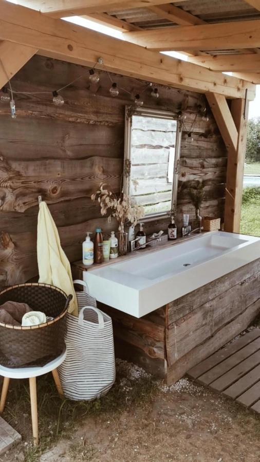 Greenvalleyglamping Sesce Pri Preboldu Εξωτερικό φωτογραφία