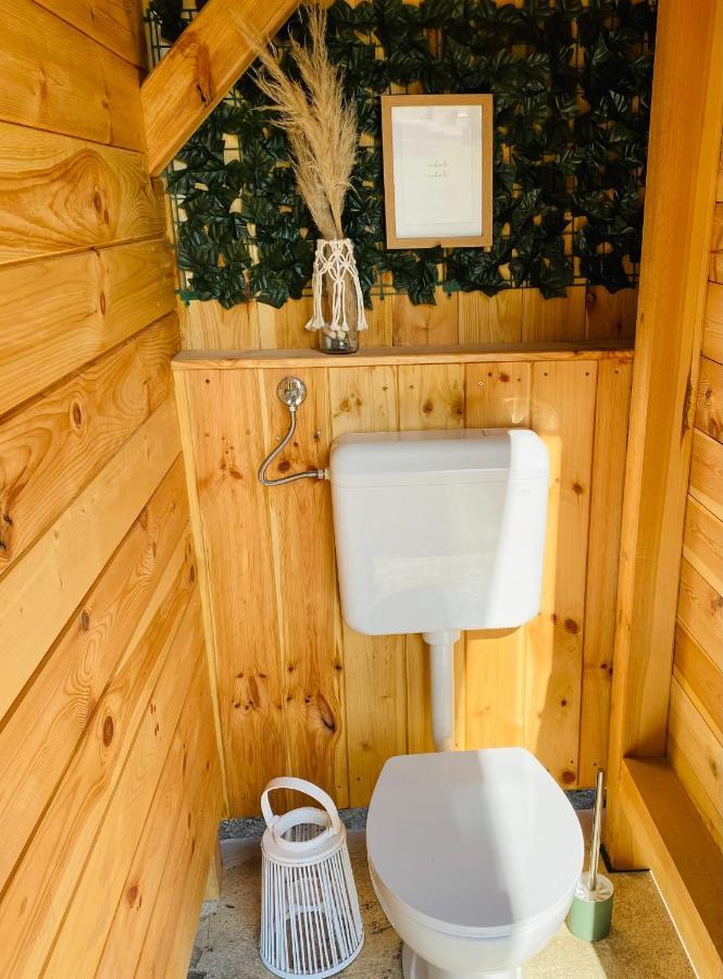 Greenvalleyglamping Sesce Pri Preboldu Εξωτερικό φωτογραφία