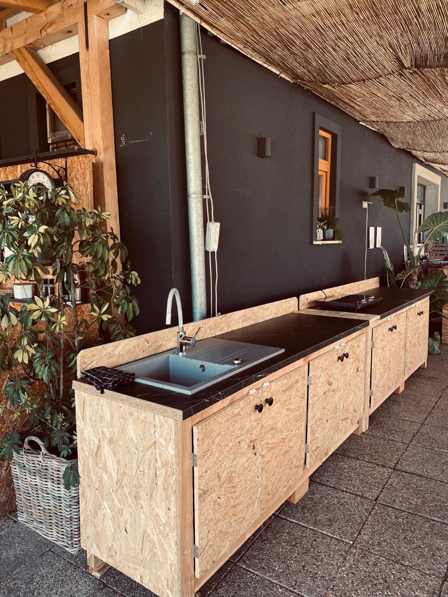 Greenvalleyglamping Sesce Pri Preboldu Εξωτερικό φωτογραφία
